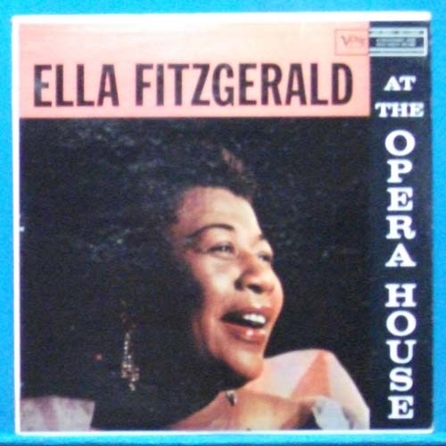 Ella Fitzgerald at the Opera House(1958년 미국 모노 초반)
