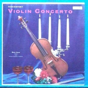 Auclair, Tchaikovsky violin concerto