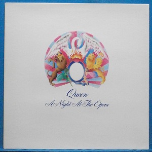 Queen a night at the opera (Love of my life/Bohemian rhapsody) 영국 초반